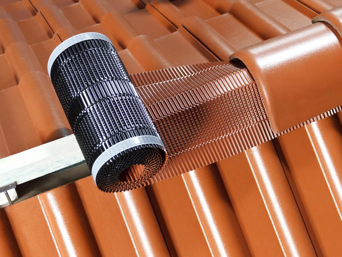 Parotec 30 cm x 5 m - Rollo de Cumbrera para Tejado, Antracita RAL 7021. Banda de Cumbrera para Sellado y Ventilación de Cubiertas