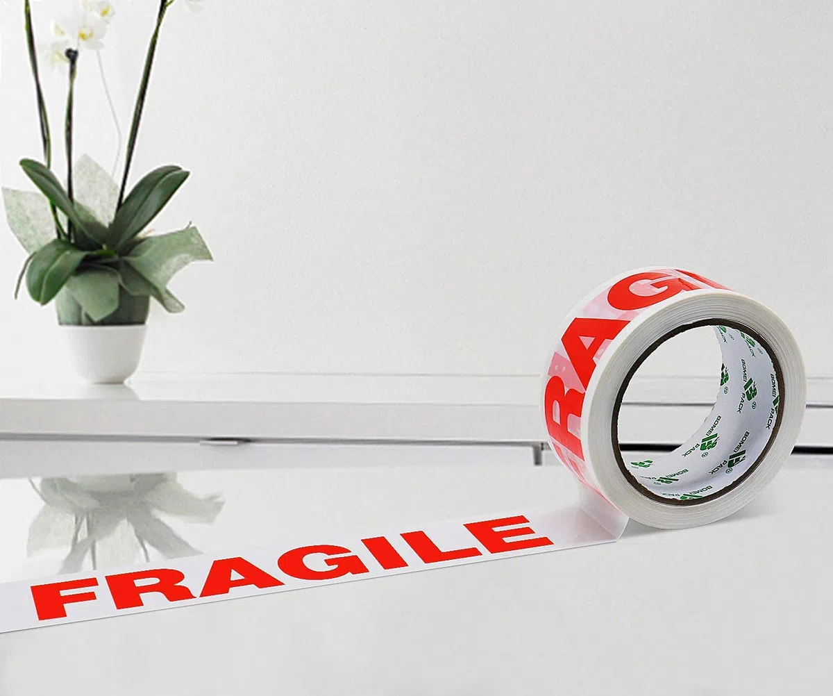 BOMEI PACK Cinta de Embalaje Frágil con Dispensador, 48mm x 66m, Paquete de 6 rollos - Cinta de Embalaje Fuerte Para Uso Regular o Para Mudanza - Sella Fácilmente tus paquetes y cajas