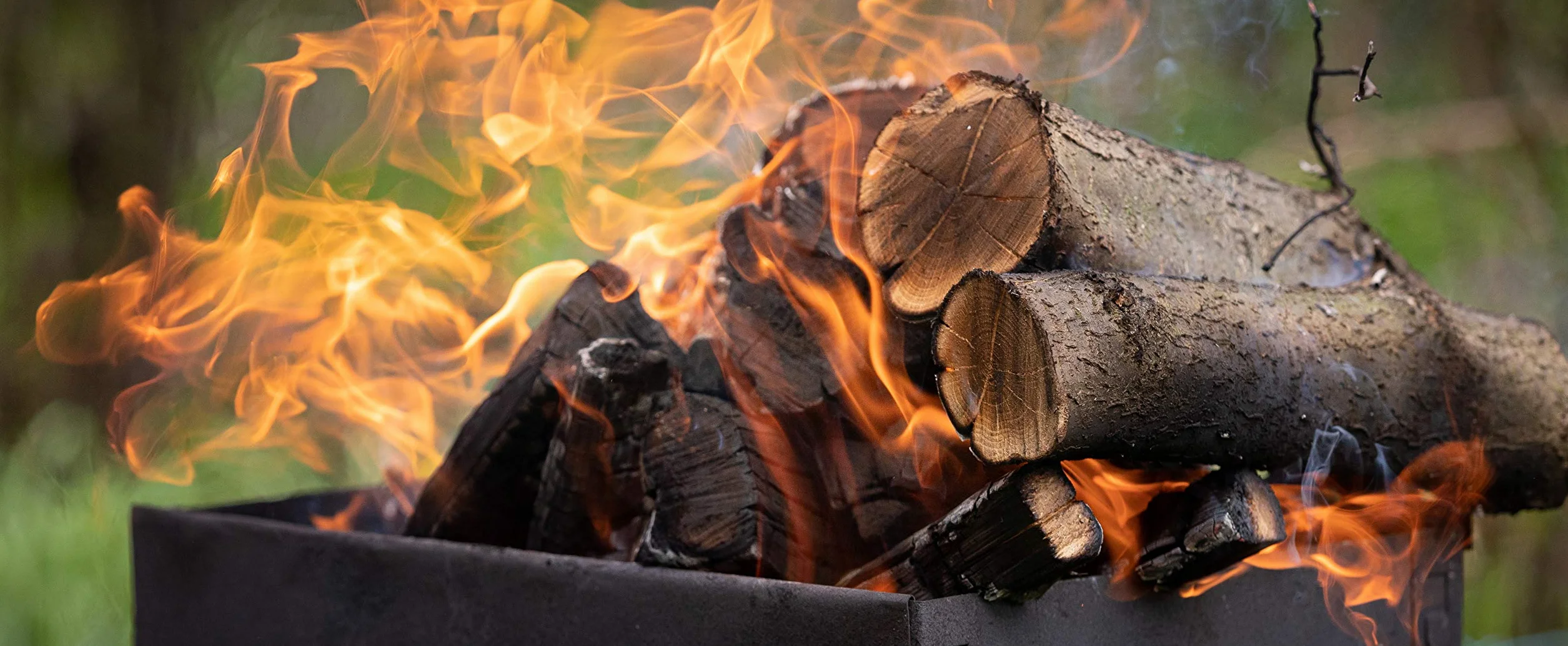 Leña Encina Seca Ecológica Cortada en Troncos Medianos para Barbacoa, Chimenea, Caldera y Estufa, Saco de 12Kg