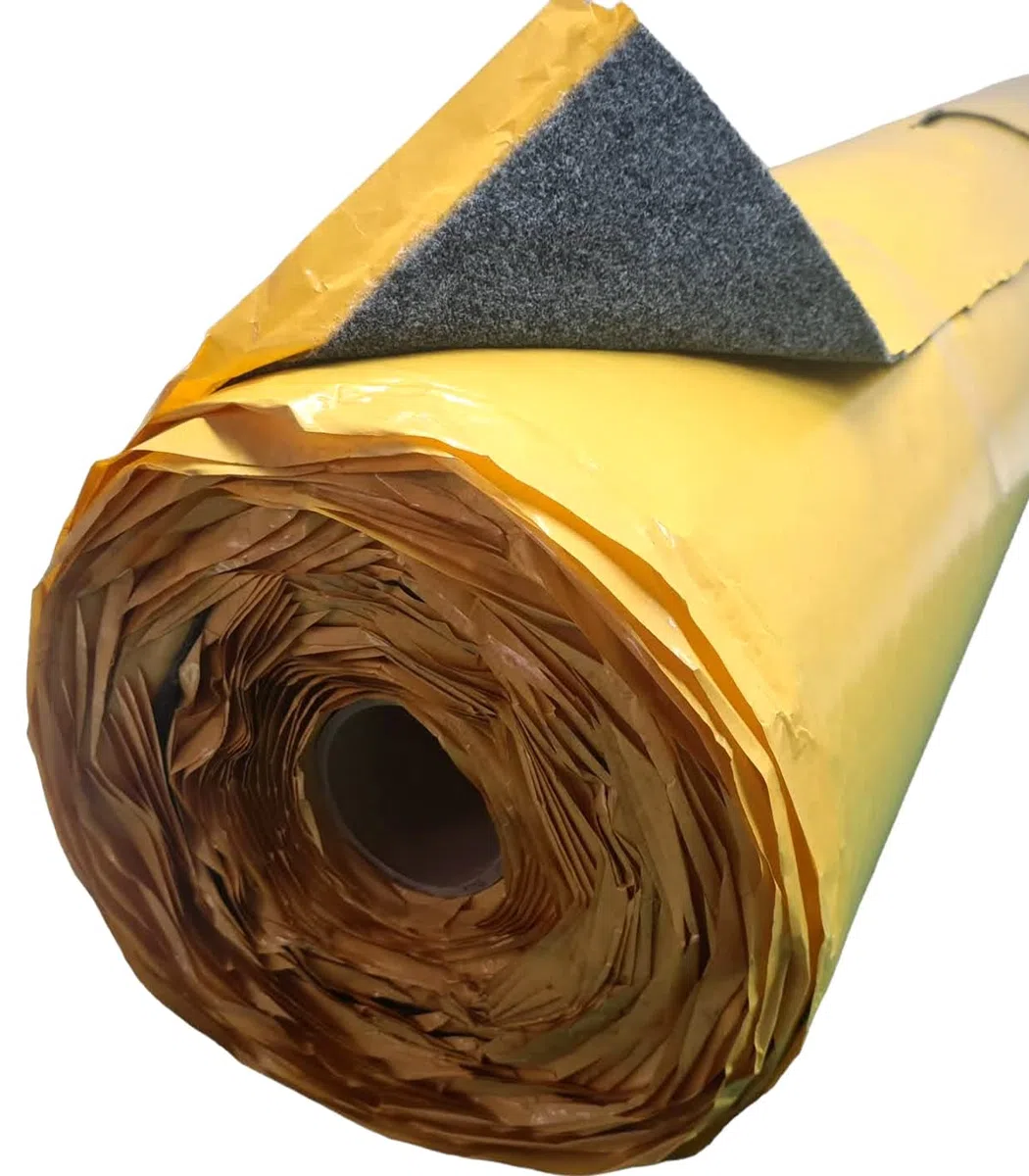 Moqueta adhesiva color gris oscuro con ancho de 148cm para tapizar coches, furgonetas, barcos y otros. Se compra a metros