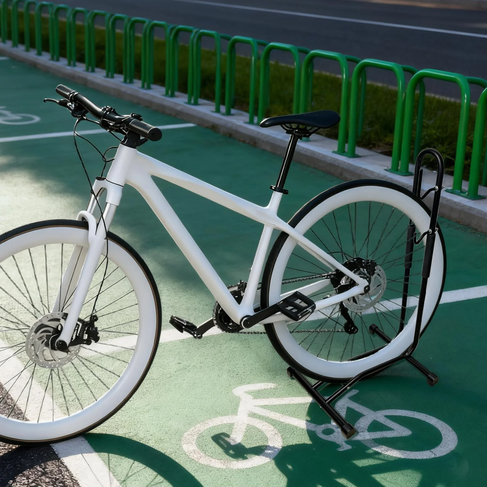 Soporte para Bicicletas con Gancho, Suelo Aparcamiento para Bicicletas, Fácil de Montar, Soporta Hasta 20 kg, Aparcar De Acero, Interior y Exterior, para Casa, Garaje Almacenamiento